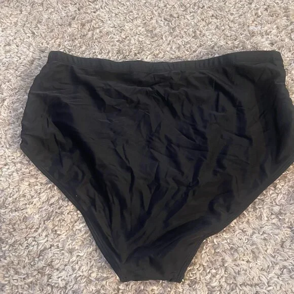 Yonique Plus Size Bikini 18W Blue Floral Halter High Waist Tummy Control NWT - Picture 13 of 15